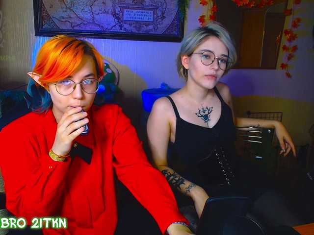 Tricky-Kitsune live cam on BongaCams