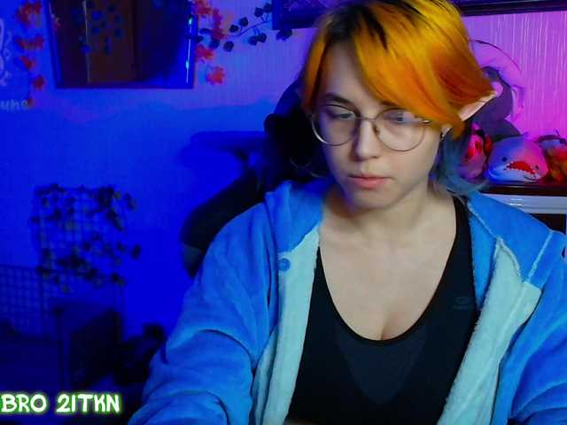 Tricky-Kitsune live cam on BongaCams