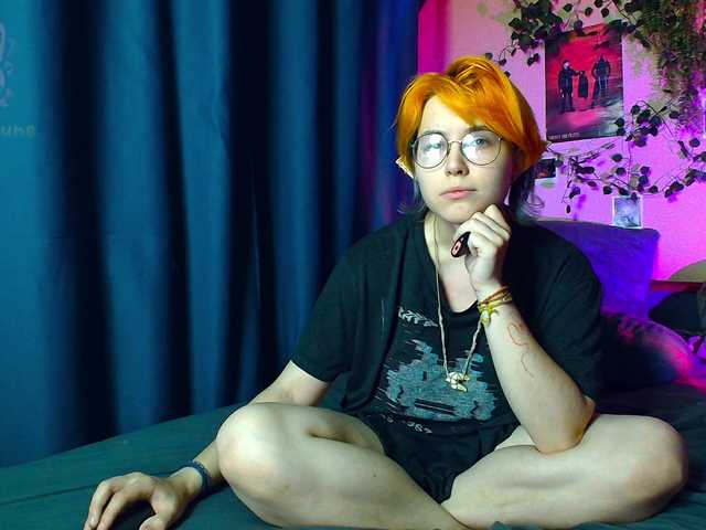 Tricky-Kitsune live cam on BongaCams