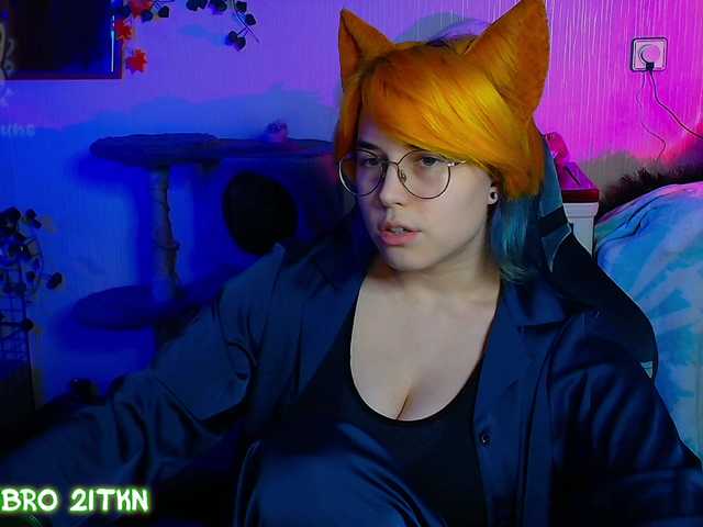 Tricky-Kitsune live cam on BongaCams