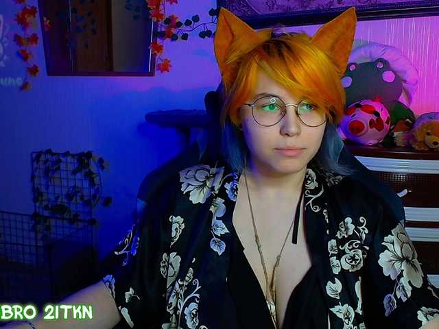 Tricky-Kitsune live cam on BongaCams