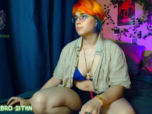 Tricky-Kitsune live cam on BongaCams