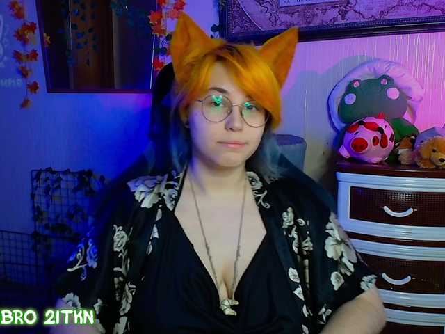 Tricky-Kitsune live cam on BongaCams