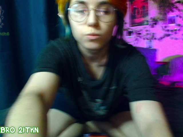 Tricky-Kitsune live cam on BongaCams
