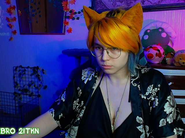 Tricky-Kitsune live cam on BongaCams