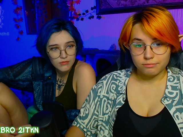 Tricky-Kitsune live cam on BongaCams