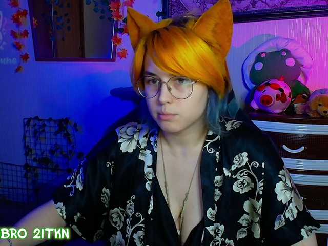 Tricky-Kitsune live cam on BongaCams