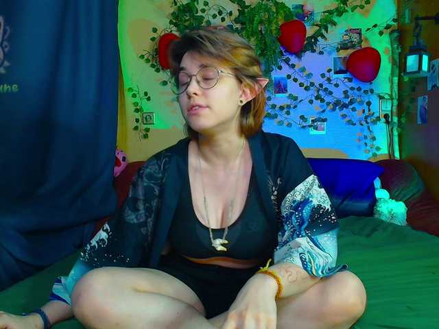 Tricky-Kitsune's BongaCams show and profile