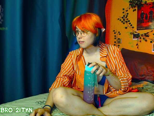 Tricky-Kitsune live cam on BongaCams