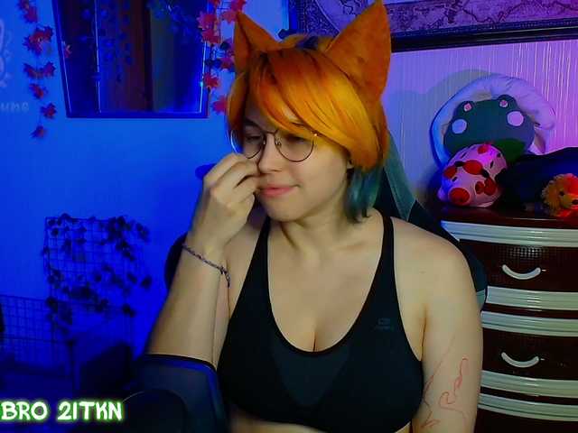 Tricky-Kitsune live cam on BongaCams