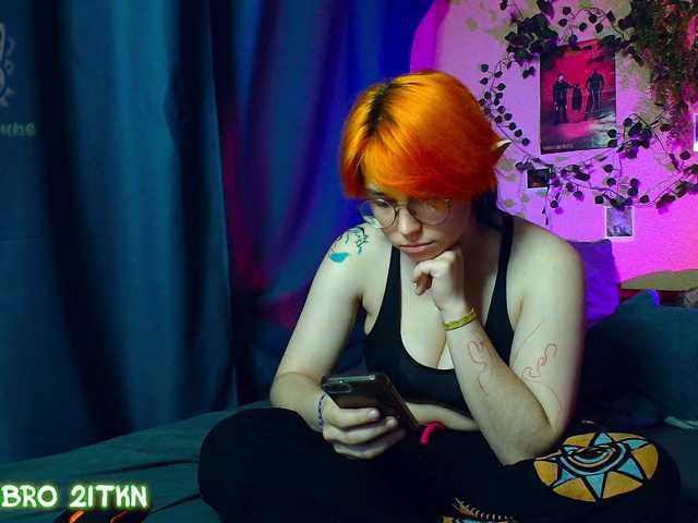 Tricky-Kitsune live cam on BongaCams