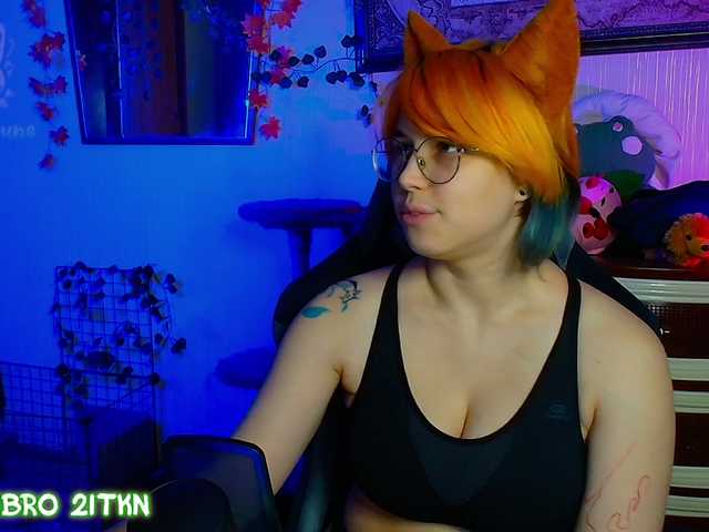 Tricky-Kitsune live cam on BongaCams