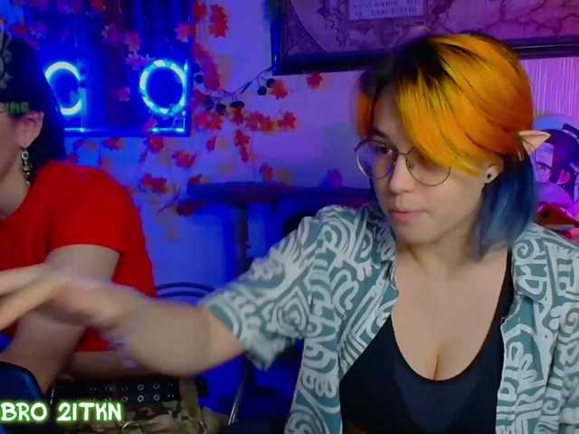 Tricky-Kitsune live cam on BongaCams
