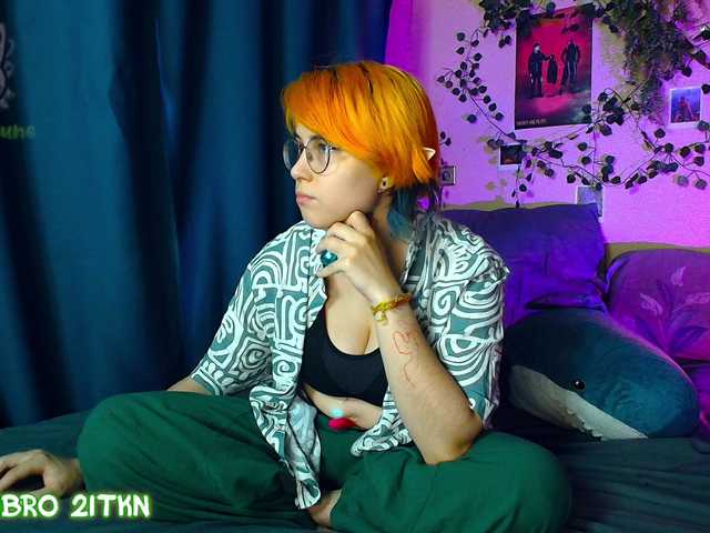 Tricky-Kitsune live cam on BongaCams