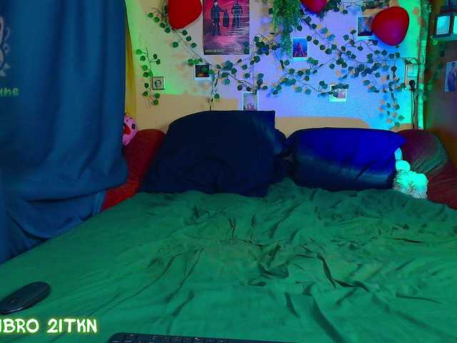 Tricky-Kitsune's BongaCams show and profile