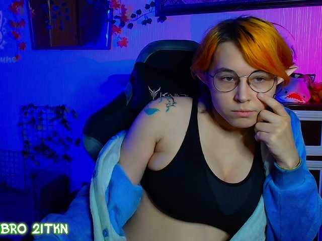 Tricky-Kitsune live cam on BongaCams