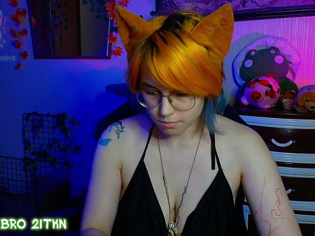 Tricky-Kitsune live cam on BongaCams