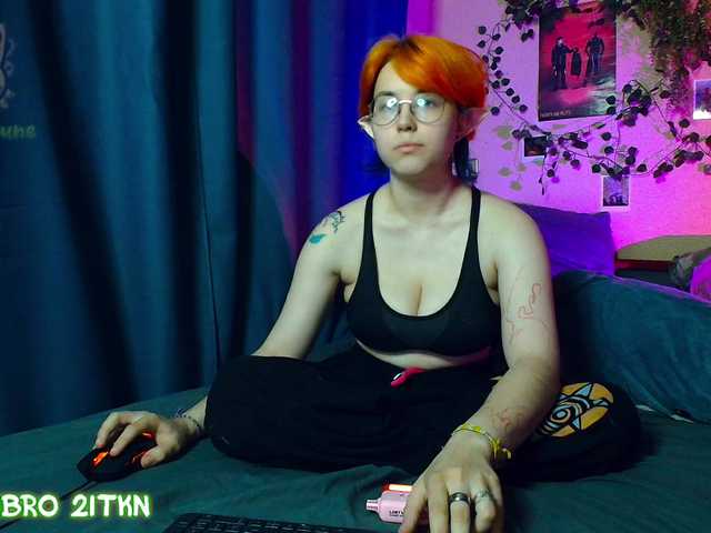 Tricky-Kitsune live cam on BongaCams