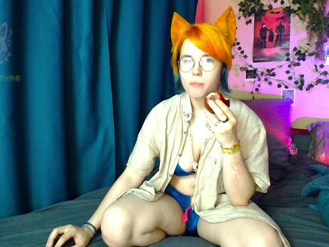 Tricky-Kitsune live cam on BongaCams