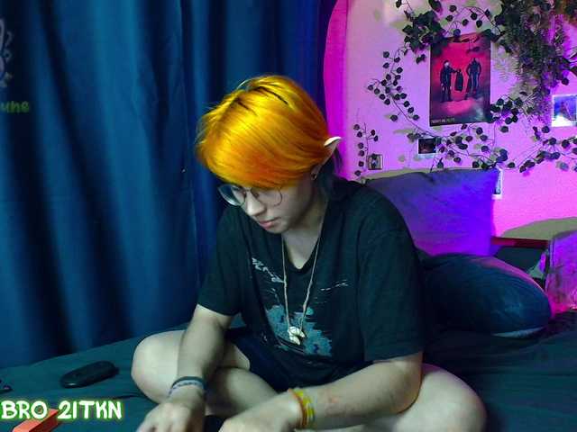 Tricky-Kitsune live cam on BongaCams