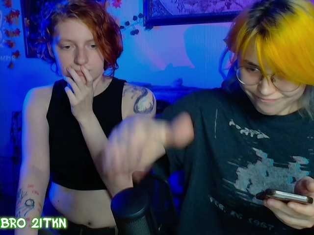 Tricky-Kitsune live cam on BongaCams