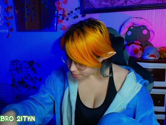 Tricky-Kitsune live cam on BongaCams