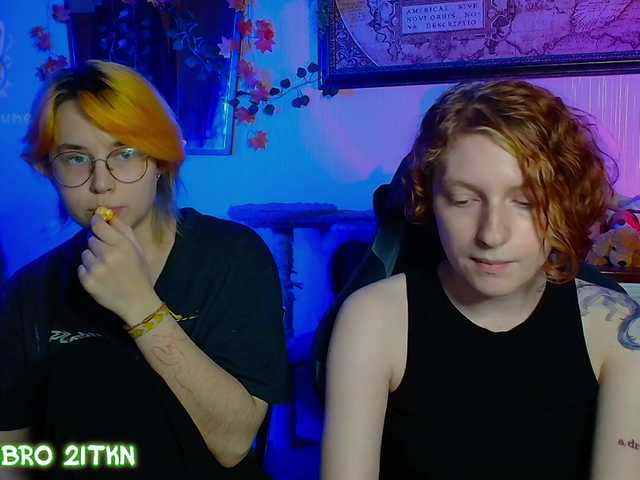 Tricky-Kitsune live cam on BongaCams