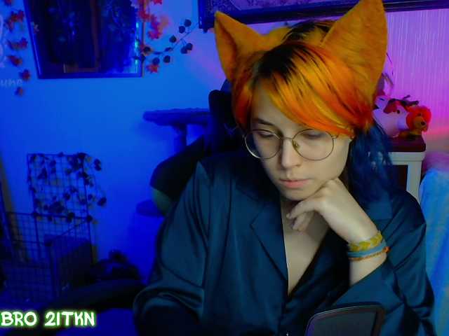 Tricky-Kitsune live cam on BongaCams