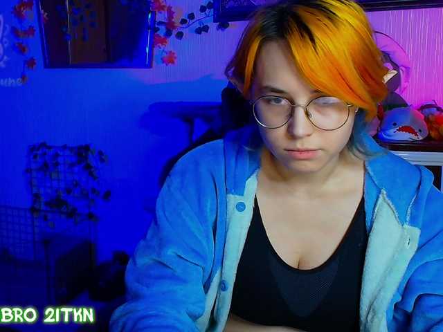 Tricky-Kitsune live cam on BongaCams