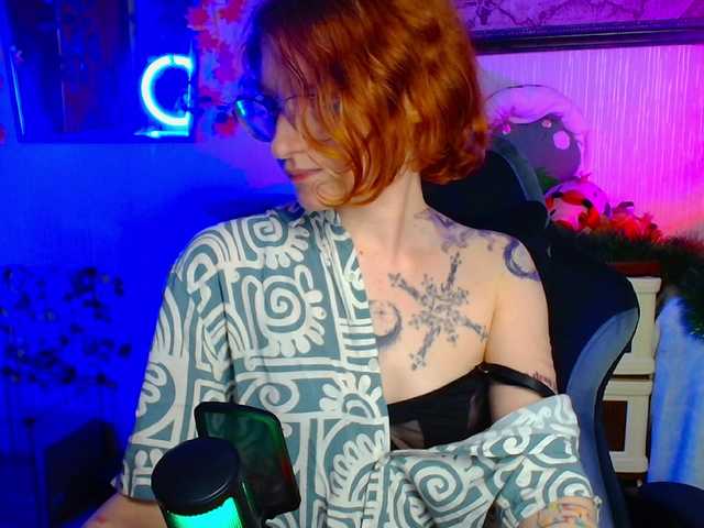Tricky-Kitsune live cam on BongaCams