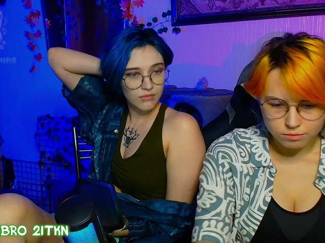 Tricky-Kitsune live cam on BongaCams