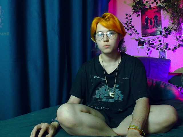 Tricky-Kitsune live cam on BongaCams