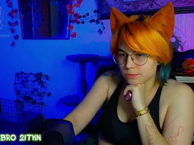 Tricky-Kitsune live cam on BongaCams