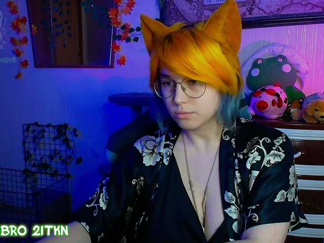 Tricky-Kitsune live cam on BongaCams