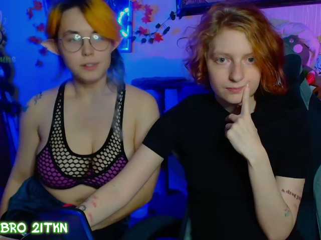 Tricky_Kitsune live cam preview