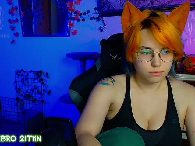 Tricky-Kitsune live cam on BongaCams