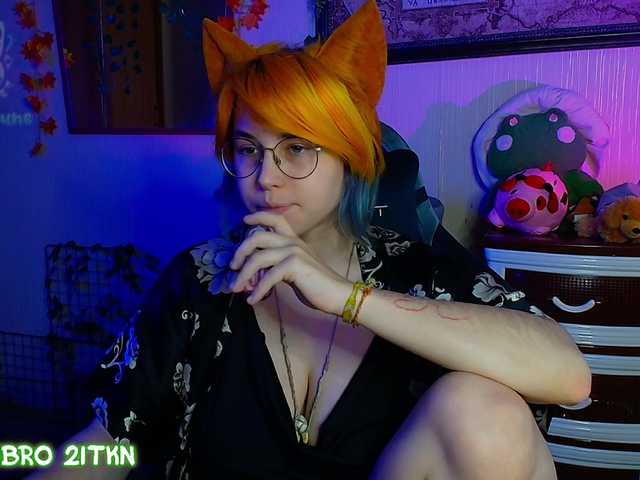 Tricky-Kitsune live cam on BongaCams