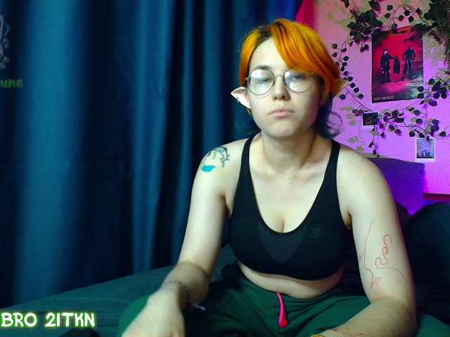 Tricky-Kitsune live cam on BongaCams