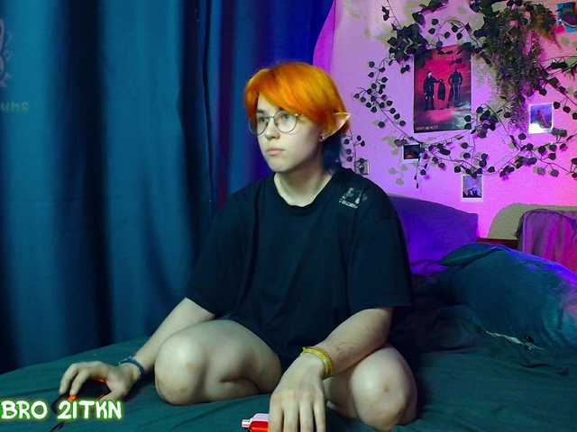 Tricky-Kitsune live cam on BongaCams