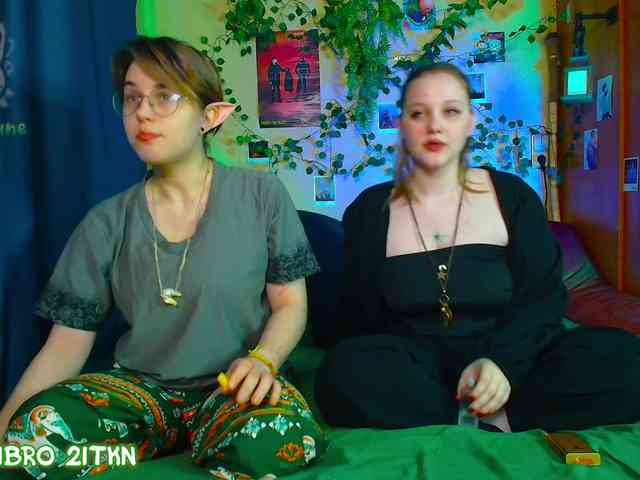 Tricky_Kitsune webcam