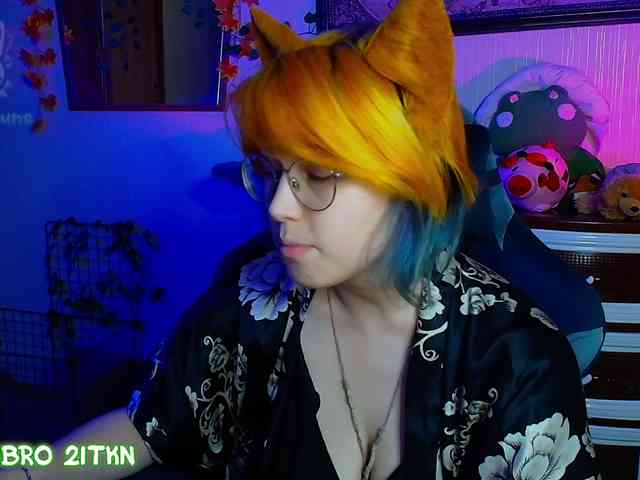 Tricky_Kitsune webcam