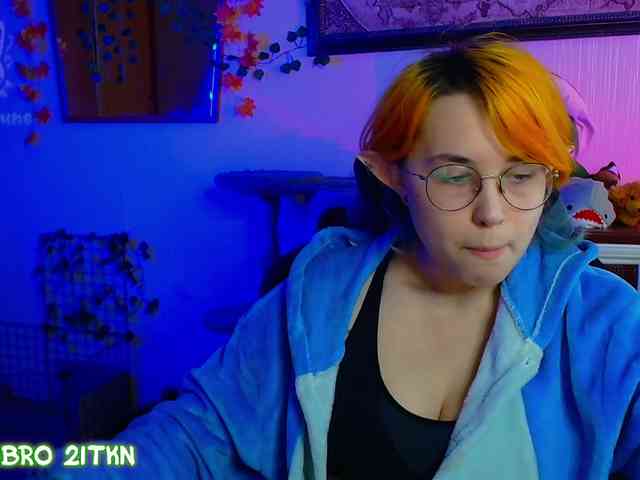 Tricky_Kitsune webcam