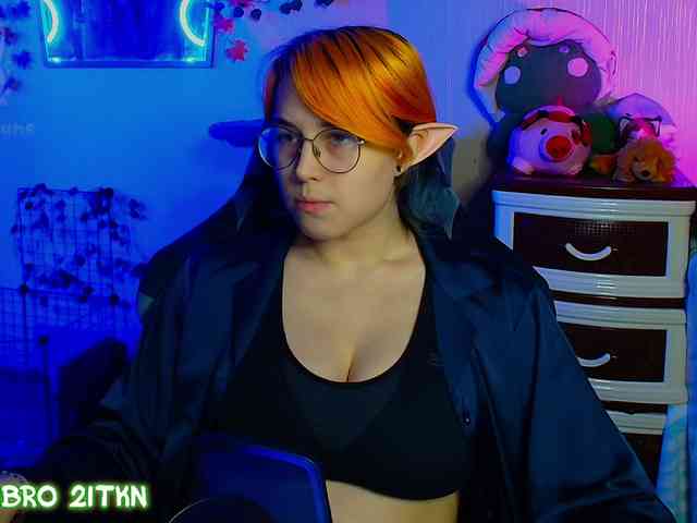 Tricky_Kitsune webcam
