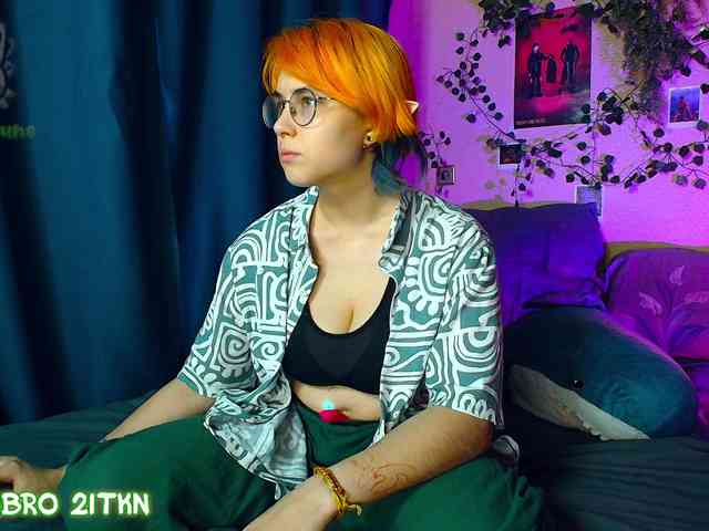 Tricky_Kitsune webcam