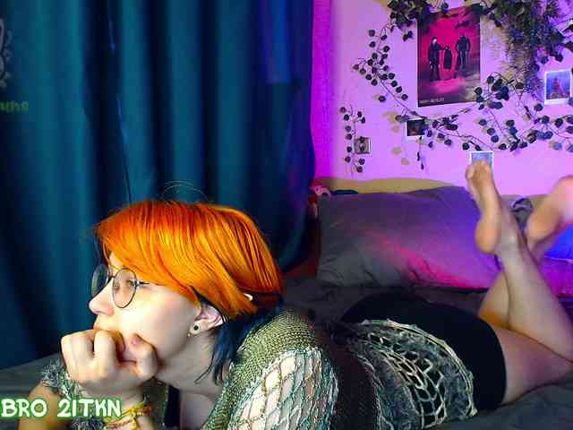 Tricky_Kitsune webcam