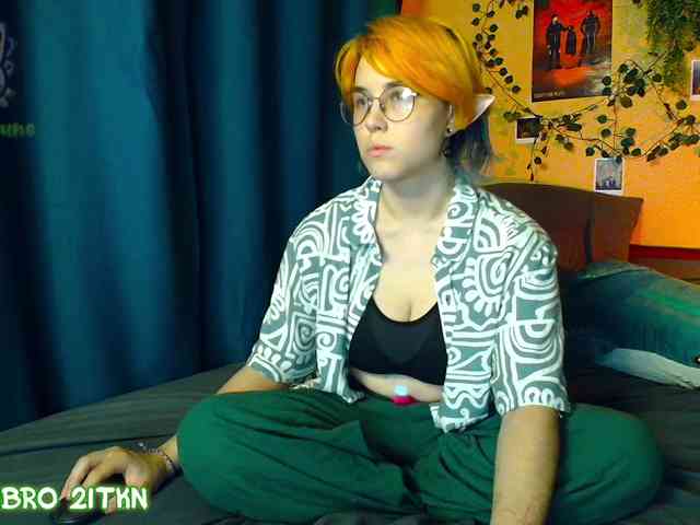Tricky_Kitsune webcam