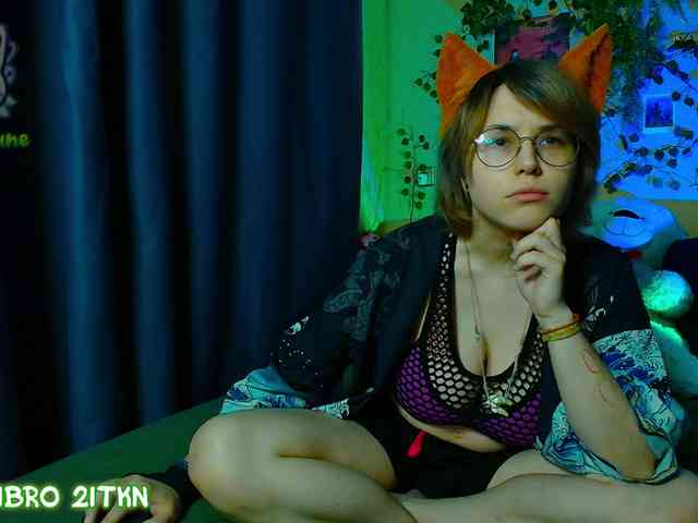 Tricky_Kitsune webcam