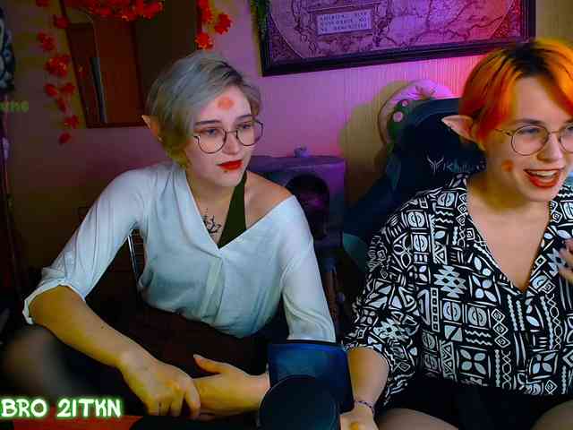 Tricky_Kitsune webcam