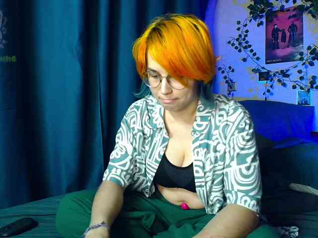 Tricky_Kitsune webcam