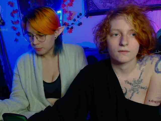Tricky_Kitsune webcam